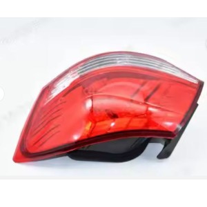 FAROL TRASERO EXTERIOR DERECHO GREAT WALL C30 2011 2021
