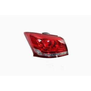FAROL TRASERO DERECHO PORT GREAT WALL M4 2014 2021